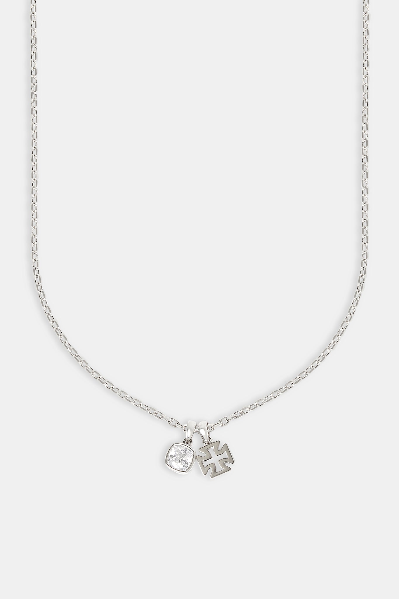 Halskette mit poliertem Kreuz und klarem Edelstein – 10 mm